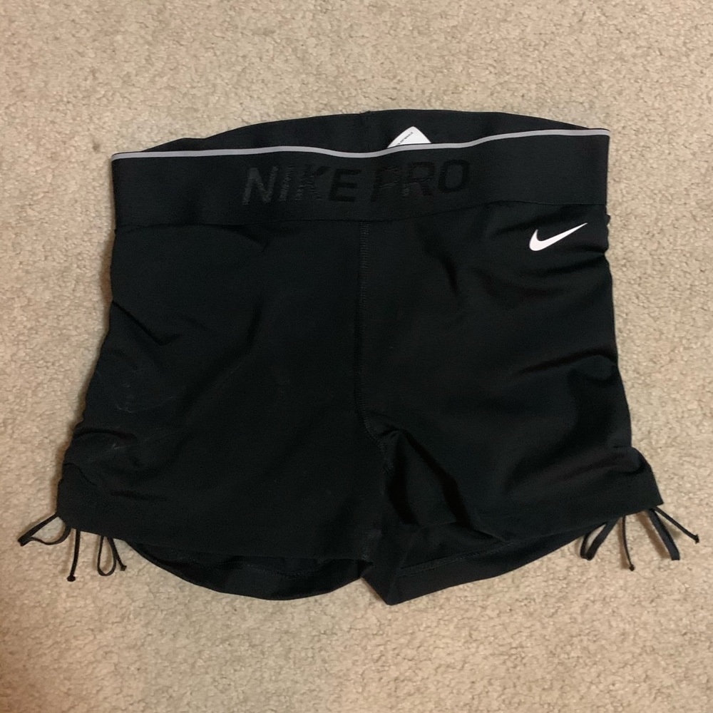 Nike Pro Tie-Side Spandex